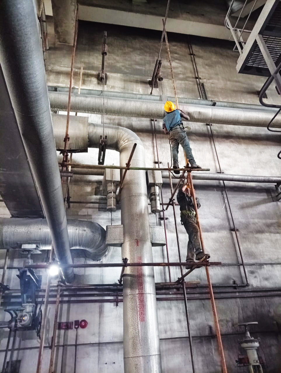 Turnkey commercial building interior design